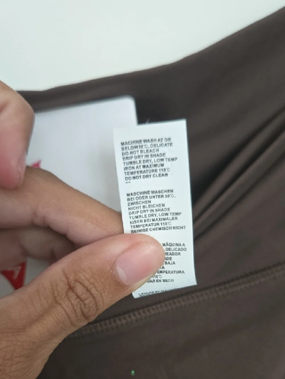 Baleaf Dark Brown Leggings with Side Pockets - Picture 5 of 7